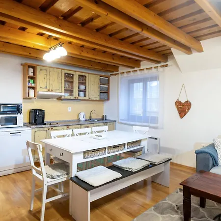 Apartment Apartmanica Fairy Tale, Jasna - Tale- Myto Pod Dumbierom, 3 In 1 House, Fireplace, Free Parking *