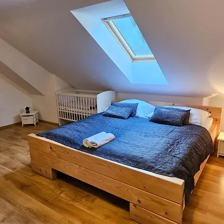 Apartment Apartmanica Fairy Tale, Jasna - Tale- Myto Pod Dumbierom, 3 In 1 House, Fireplace, Free Parking Horna Lehota