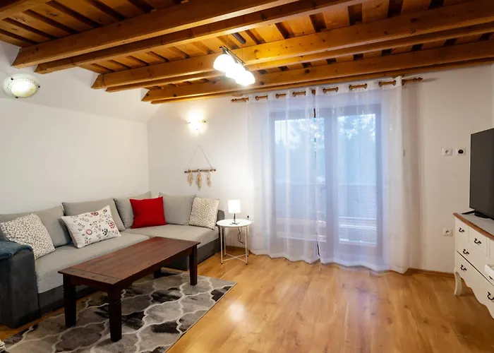Apartmanica Fairy Tale, Jasna - Tale- Myto Pod Dumbierom, 3 In 1 House, Fireplace, Free Parking Apartment Horna Lehota