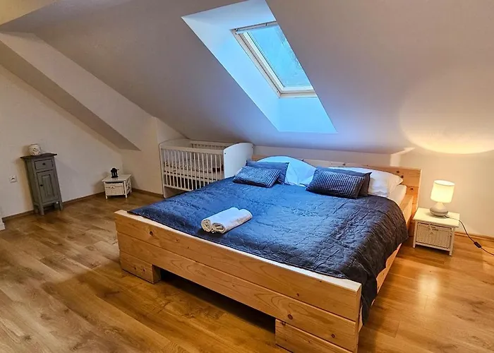 Apartment Apartmanica Fairy Tale, Jasna - Tale- Myto Pod Dumbierom, 3 In 1 House, Fireplace, Free Parking Horna Lehota